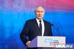 Президент России Владимир Путин поздравил москвичей с 877-летием столицы