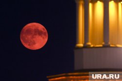 Наблюдать Клубничную Луну можно было на спокойной местности, где нет искусственных источников света