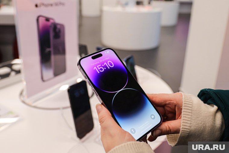 Iphone так безопасен из-за своей ОС iOS