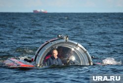 Именно Путин поделил Россию на федеральные округа с полпредами