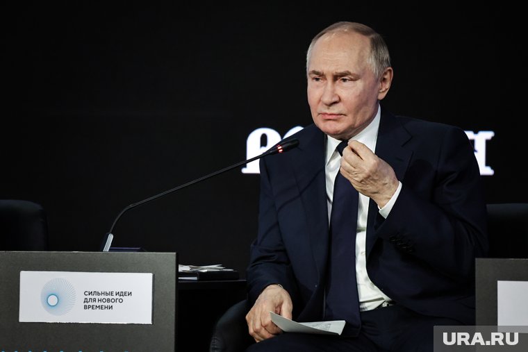 Путин отметил растущую роль БРИКС в мировой экономике и политике