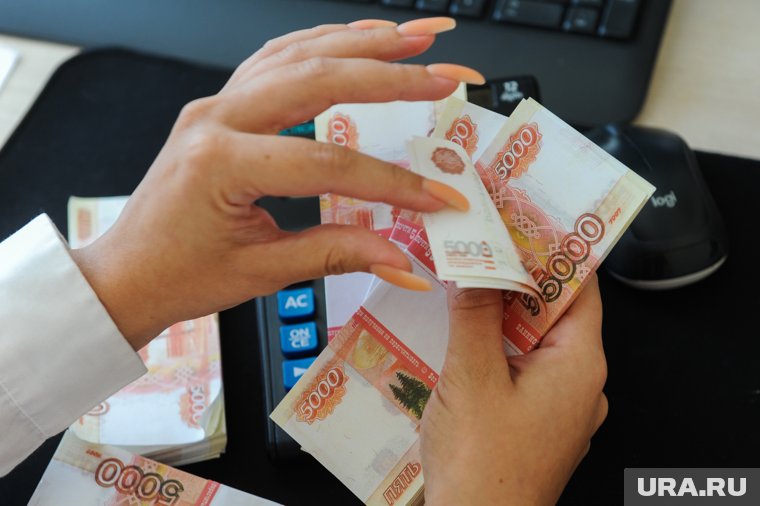 Все свои накопления и деньги с кредитов женщина отдала мошенникам