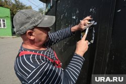 В Перми борются с незаконной расклейкой объявлений