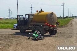 В Курганской области подростки на мопеде врезались в грузовик