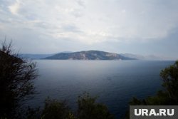 Жителей японского острова эвакуируют из-за ливней
