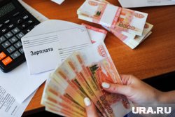 Средняя зарплата нефтяников ХМАО за год выросла на 30 тысяч рублей