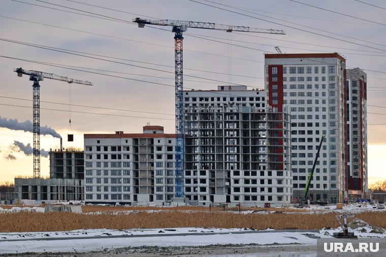 Девелоперы строят высотки в городе