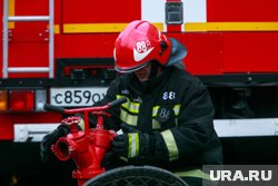 На месте столкновения фур произошел пожар
