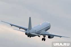 Самолет США развернулся на пути в Германию