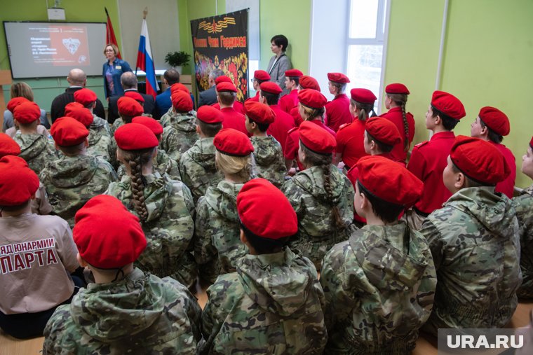 В Губкинском открылся клуб «Форпост»