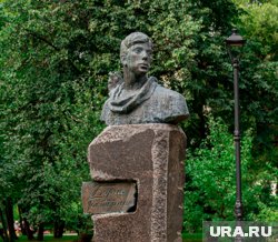 В Перми находится первый в стране памятник Пастернаку