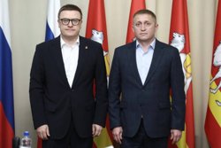 Алексей Текслер (слева) станет наставником Евгения Мурашова в науке управления