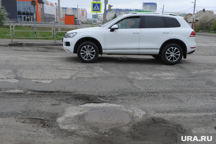 На улице Ханты-Мансийской установят делиниаторы