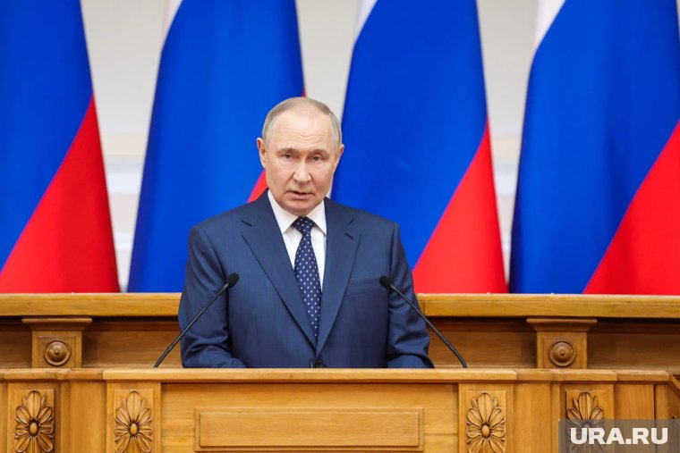 Путин заявил, что РФ введет безвиз для граждан Китая