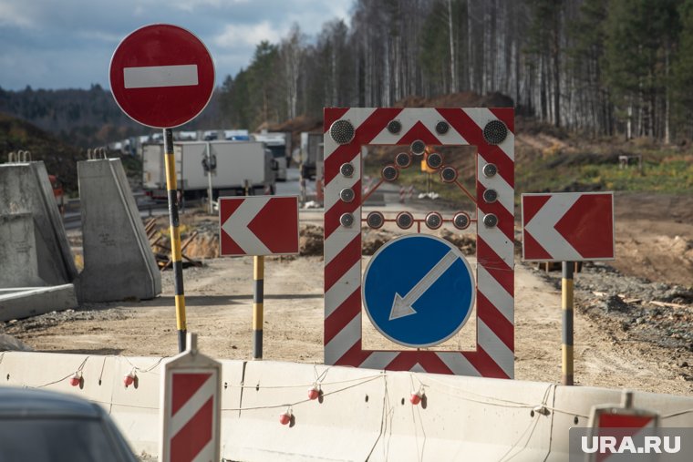 Работы развернули на 295-м километре трассы