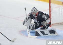«Трактор» сразился с «Северсталью» 8 марта