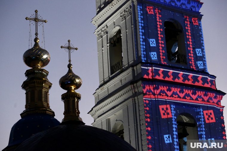 Рекомендуется в этот день помолиться Святителю Митрофану о мудрости и правильном пути для себя и близких