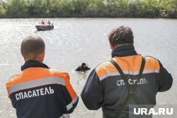 Спасатели обследовали дно Оби в поиске пропавших рыбаков