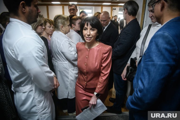 Татьяна Савинова приезжала в кардиоцентр и разговаривала с коллективом