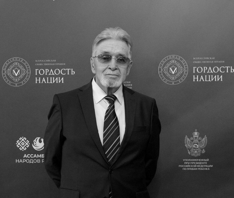 Стихи Шамсутдинова переведены на несколько мировых языков
