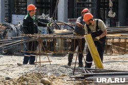В Кургане мигрантам платят до 380 тысяч рублей за работу на стройках