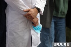 Врач из Нижневартовска оказал экстренную помощь женщине с асцитом