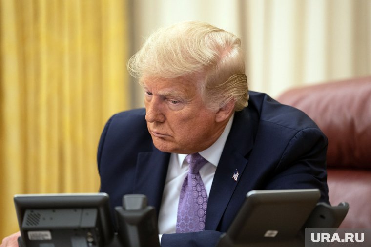 Трамп заявил, что не будет долго терпеть позицию Зеленского по текущему конфликту