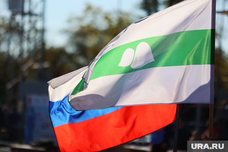 Курганская область была создана из восточных районов Челябинской, где был низкий уровень развития промышленности