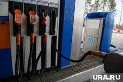 «Рядом находится АЗС»: очевидец рассказал о мощном пожаре на старейшей пекарне города