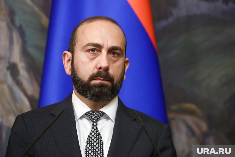 Мирзоян заявил, что Армения недовольна реакцией ОДКБ на определенные события в стране