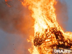 В Пушкине разгорелся пожар