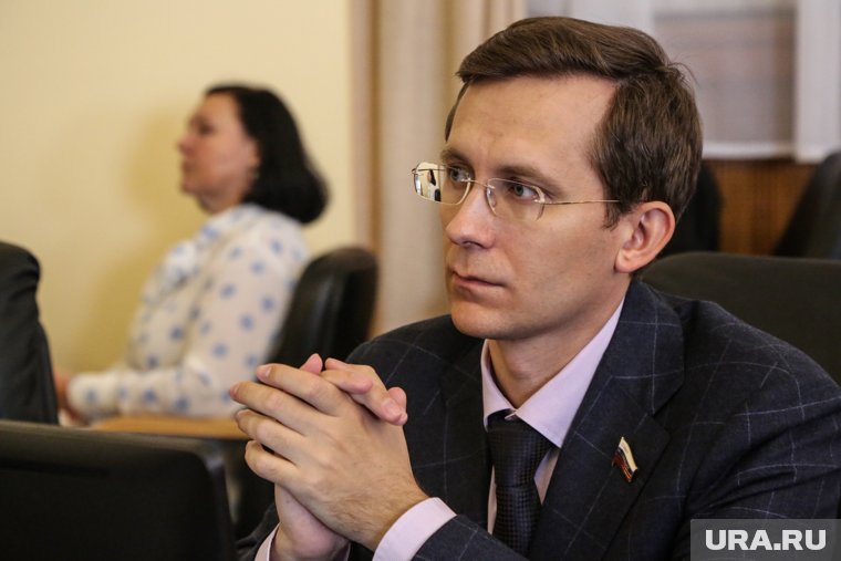 Первый замгубернатора ХМАО Павел Тараканов поделился с подростками Нефтеюганска подробностями биографии