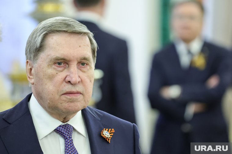Россия и Китай выступают за дипломатическое урегулирование конфликта на Ближнем Востоке, сообщил Юрий Ушаков журналистам