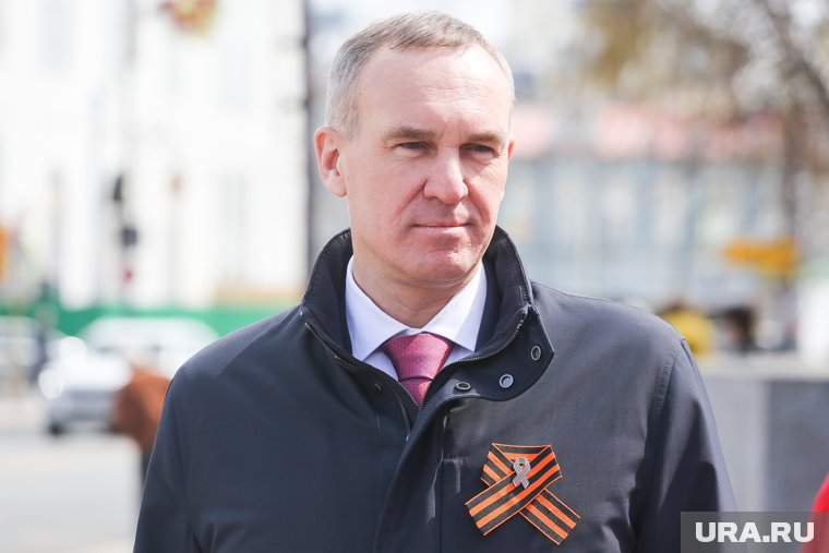 Губернатор ХМАО Кухарук лично проинспектировал Ханты-Мансийск в День труда