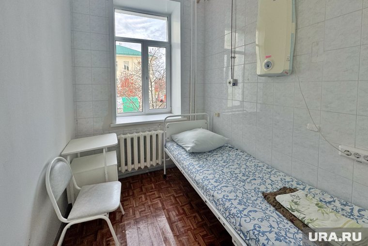 Девушку перевели в Краевую детскую клиническую больницу
