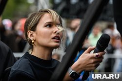 Актриса Любовь Аксенова  в сериале «Прометей» сыграла журналистку Анну