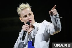 Шаман подарил Мизулиной партию