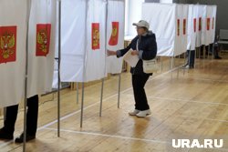Первые избиратели появились на участках для голосования в Челябинской области