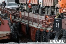 Паромное сообщение через Обь старотовало в 18:00 (архивное фото)