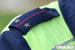 Старший лейтенант помог школьницам выбраться из озера