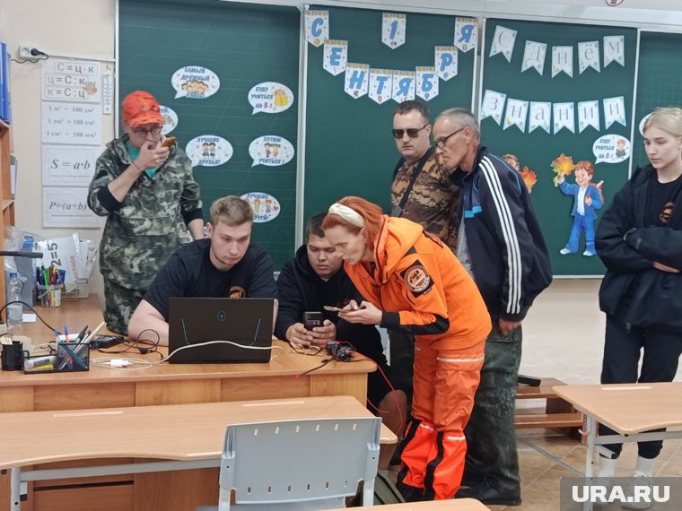 Поиски идут два дня, не прекращаясь ни на минуту