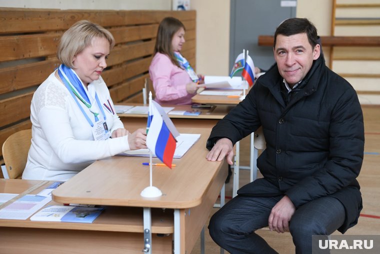 Евгений Куйвашев обычно голосовал в гимназии №104 на улице Лермонтова (архивное фото)