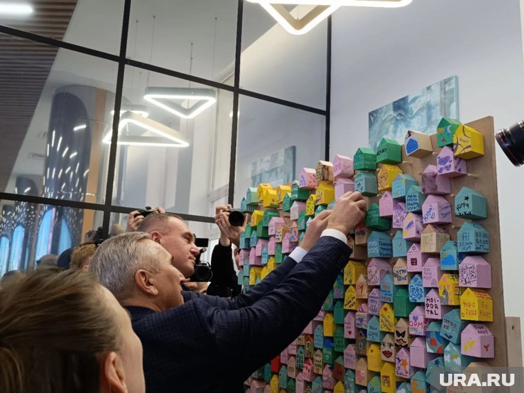 Руслан Кухарук и Александр Моор участвуют в работе молодежного форума УТРО