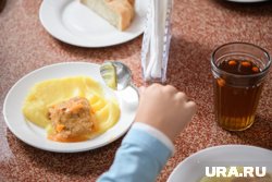 Стоимость школьного питания вырастет на 26 рублей