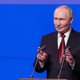 Владимир Путин прибыл в Пермь