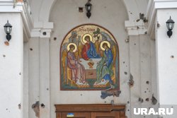 Представители ПЦУ захватили храм канонической Украинской православной церкви (УПЦ) в селе Керстенцы Черновицкой области