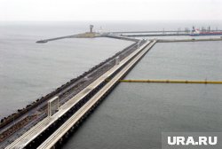 Вид на нефтепровод «Дружба» в порту Гданьска (Польша)