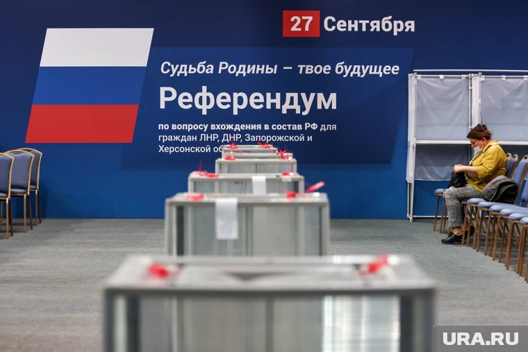 Путин 30 сентября подписал договоры с главами территорий о принятии четырех регионов в состав России