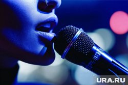 Уроженка Ноябрьска поразила всех своим пением в популярном шоу