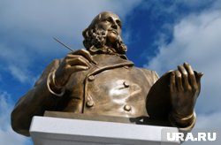 В Степанакерте уничтожен памятник Айвазовскому